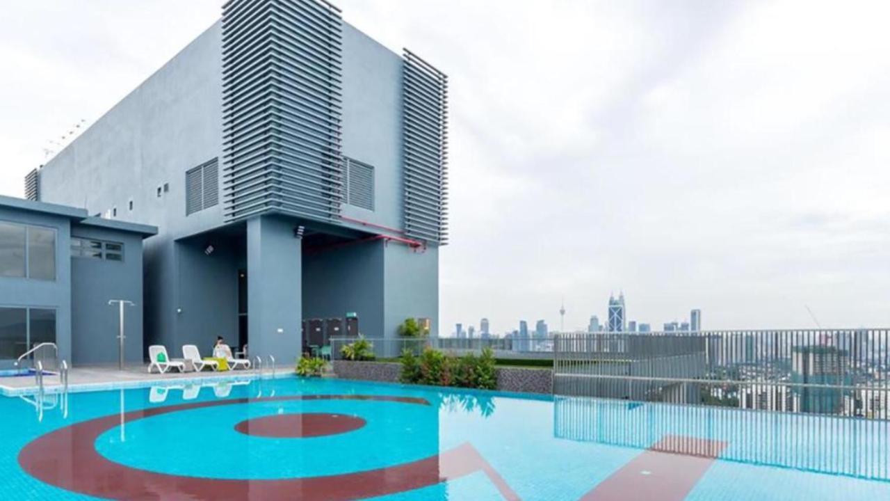 7 Mins Klcc Next To Hospital Gleneagle Apartamento Kuala Lumpur Exterior foto